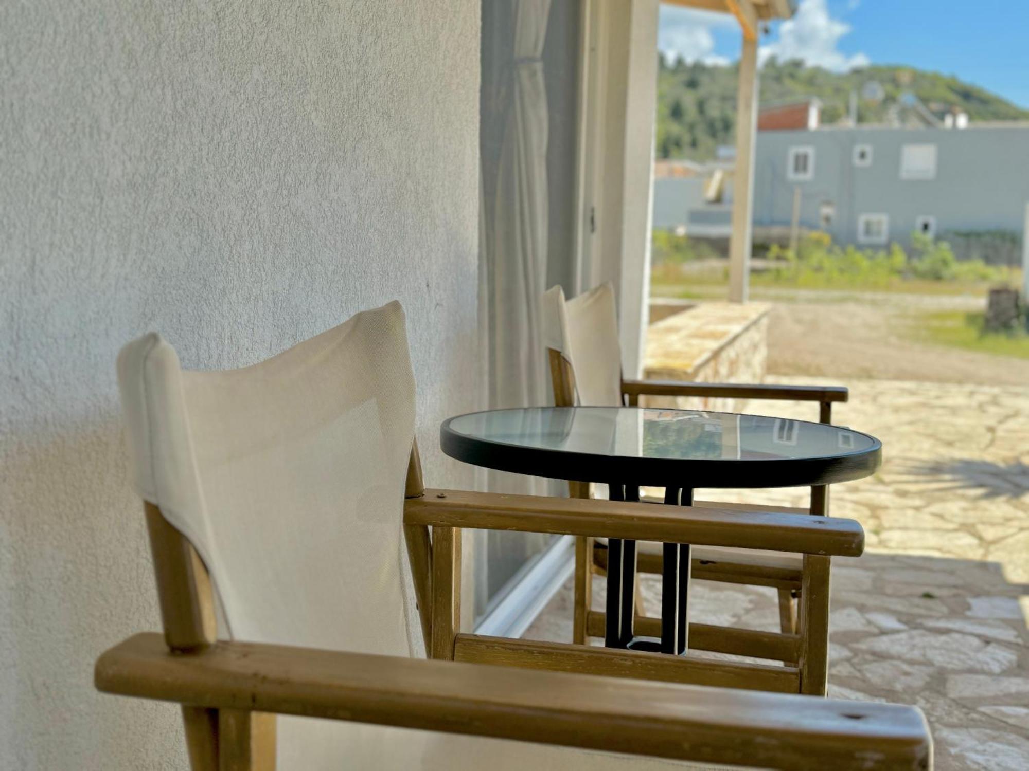 Tonea'S Houses Himare Luaran gambar