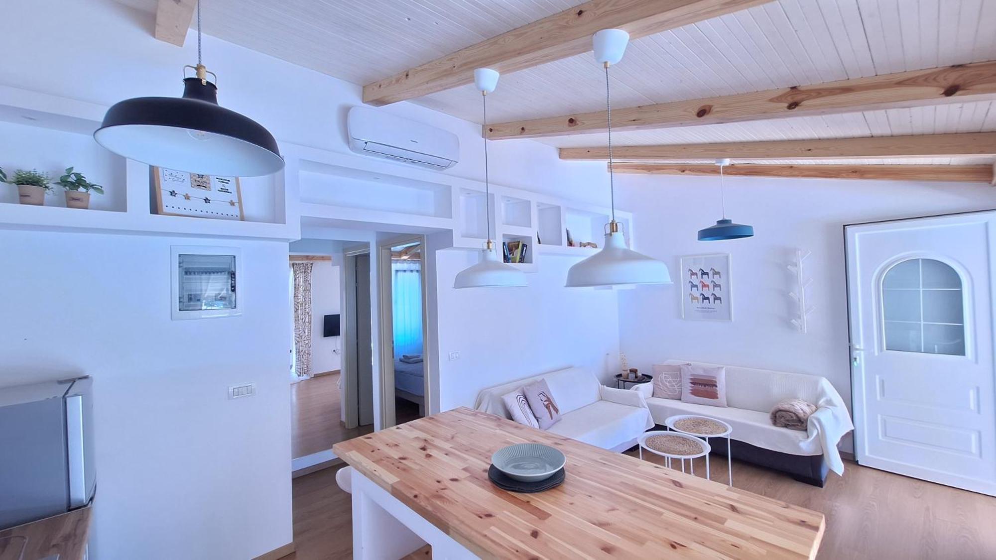Tonea'S Houses Himare Bilik gambar